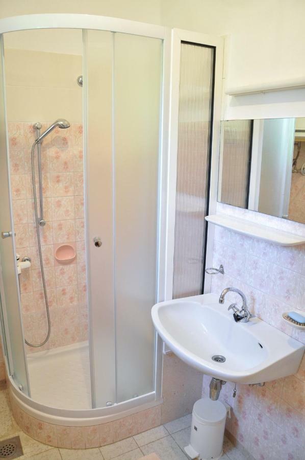 Apartment Supetar Blue Sky Екстер'єр фото